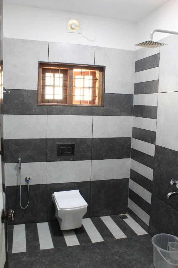 The Mountcourt Hotel Munnar Luaran gambar
